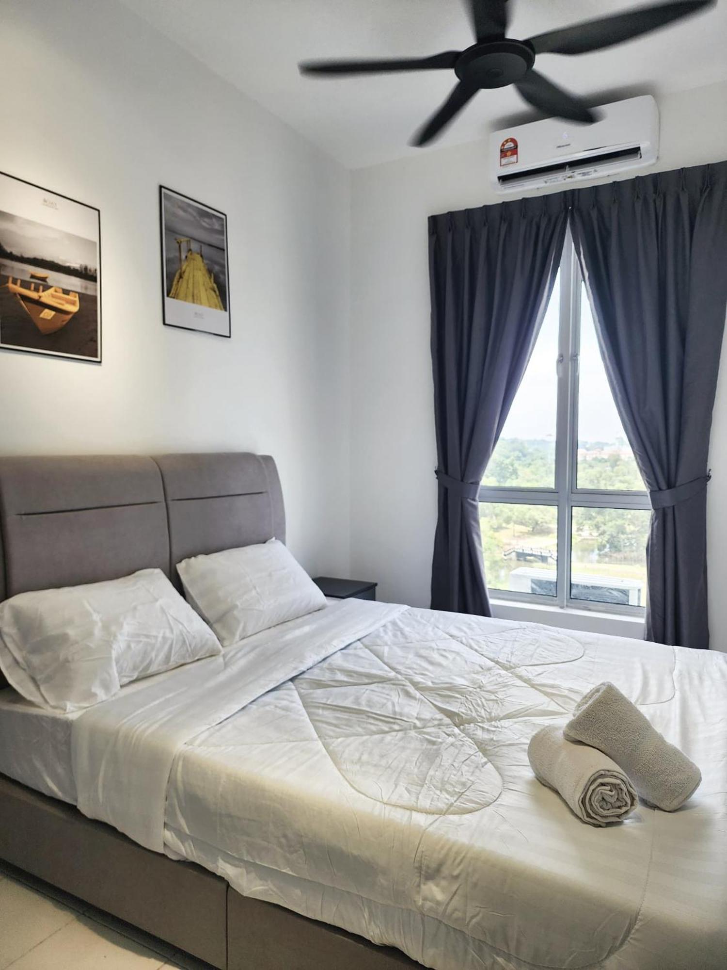 Malacca Spacious 3Bedroom Wifi Carpark Екстер'єр фото