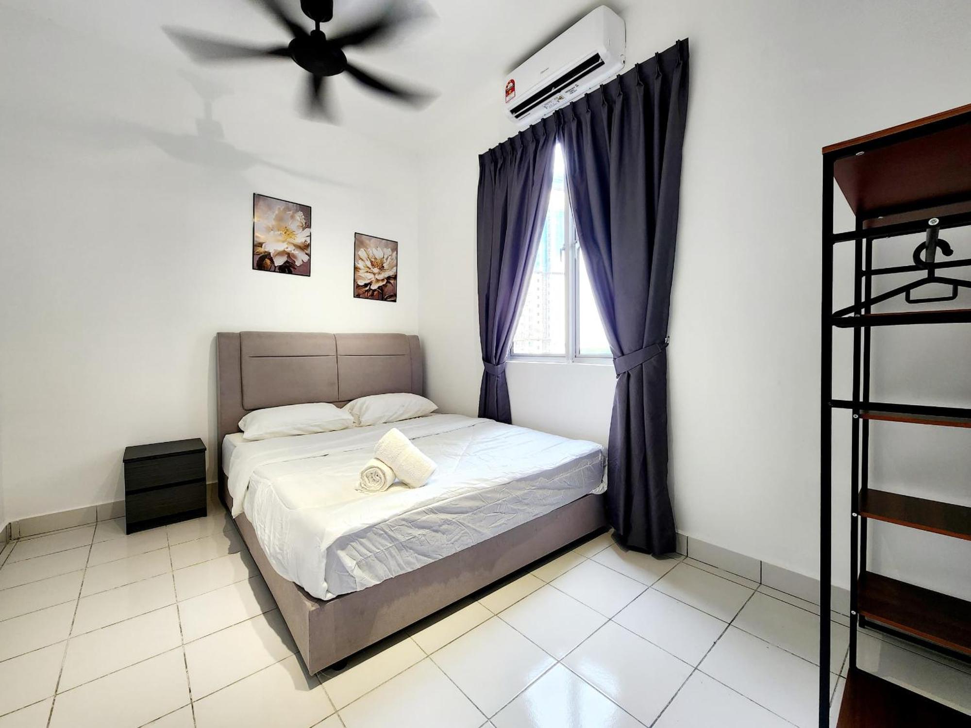 Malacca Spacious 3Bedroom Wifi Carpark Екстер'єр фото