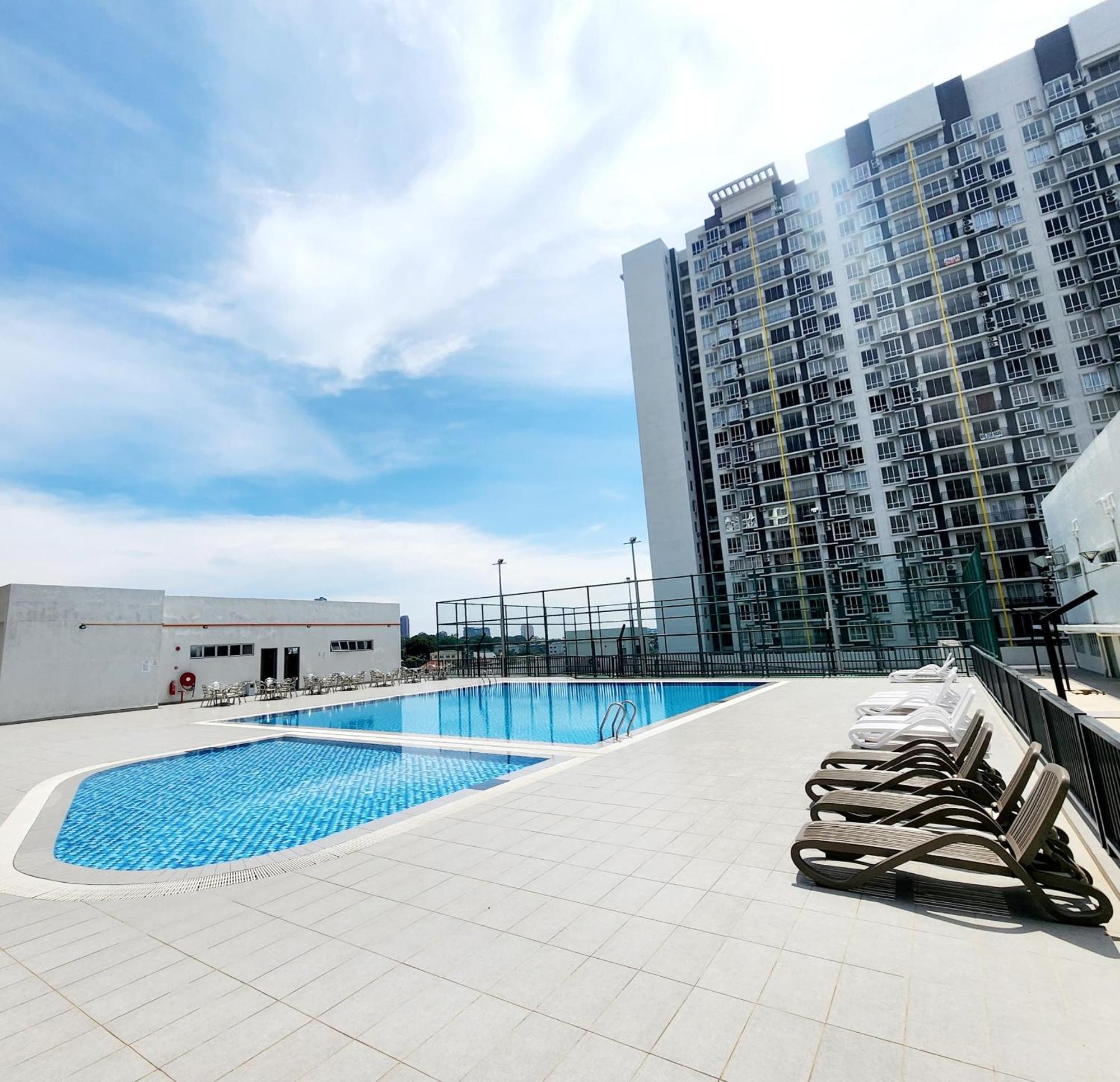 Malacca Spacious 3Bedroom Wifi Carpark Екстер'єр фото
