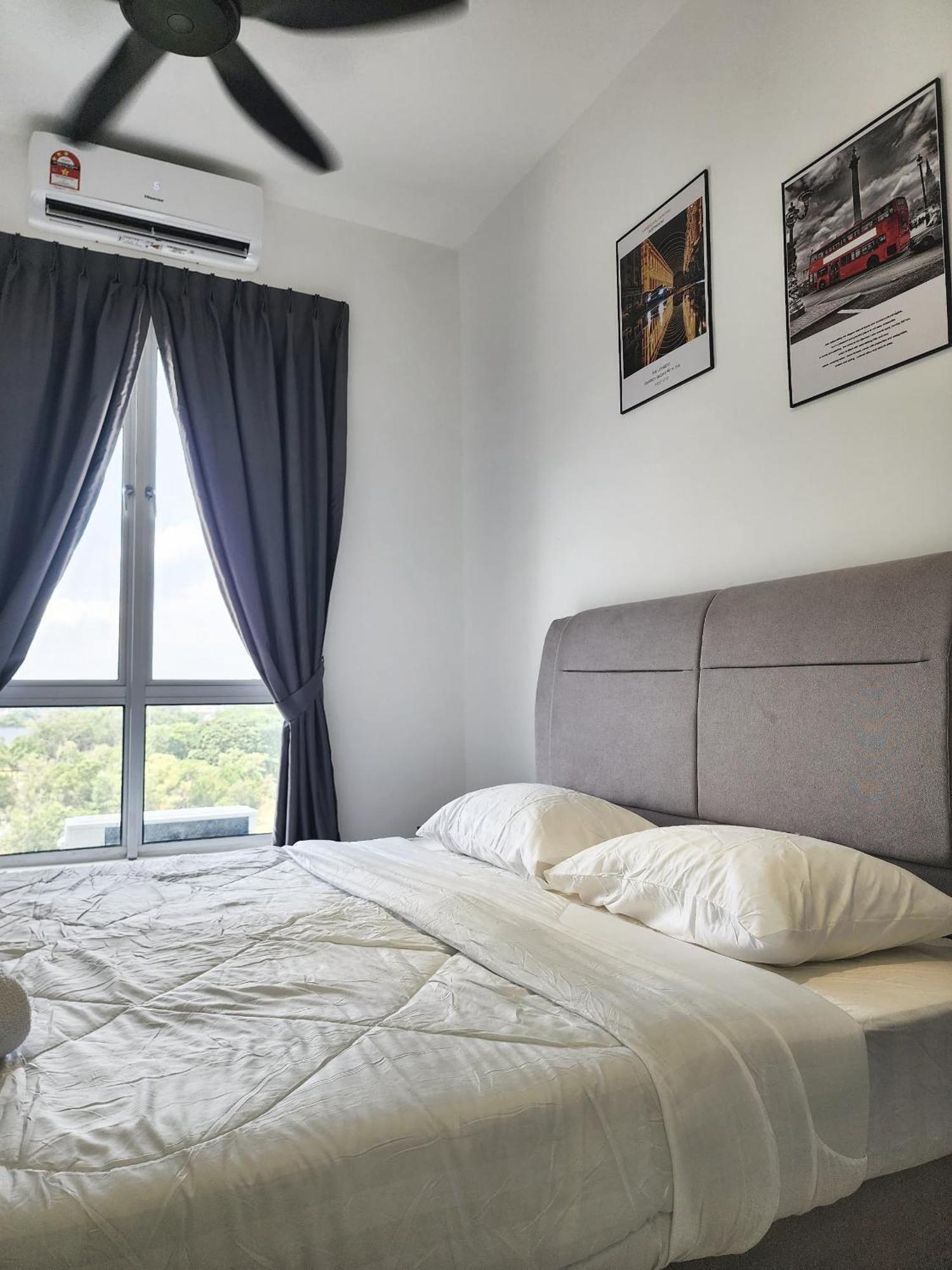 Malacca Spacious 3Bedroom Wifi Carpark Екстер'єр фото